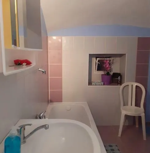 Na Chalupe U Sadky アパート *